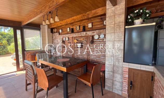 Herverkoop - Villa -
Torrevieja - Torrevieja Centro