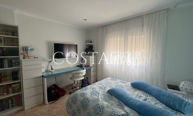 Herverkoop - Villa -
Torrevieja - Torrevieja Centro