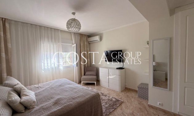 Herverkoop - Villa -
Torrevieja - Torrevieja Centro