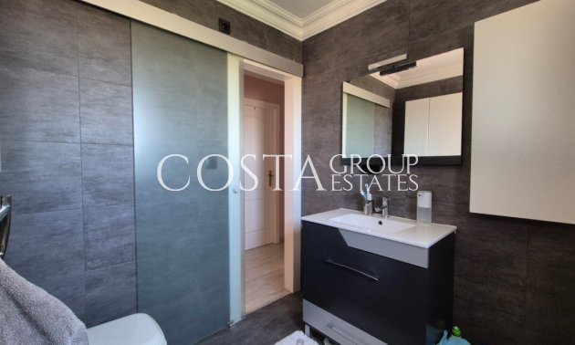 Odsprzedaż - Dom -
Torrevieja - Torrevieja Centro