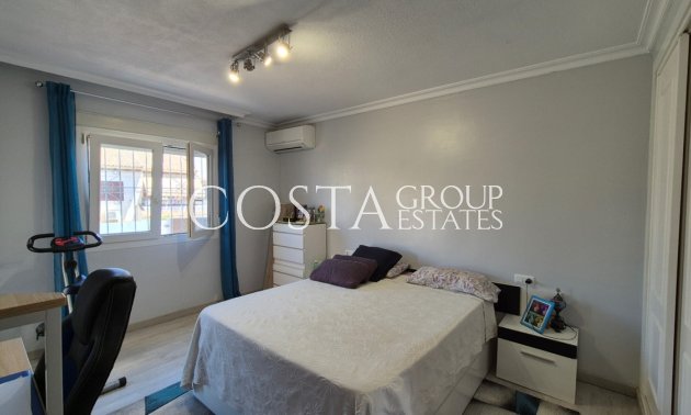 Odsprzedaż - Dom -
Torrevieja - Torrevieja Centro