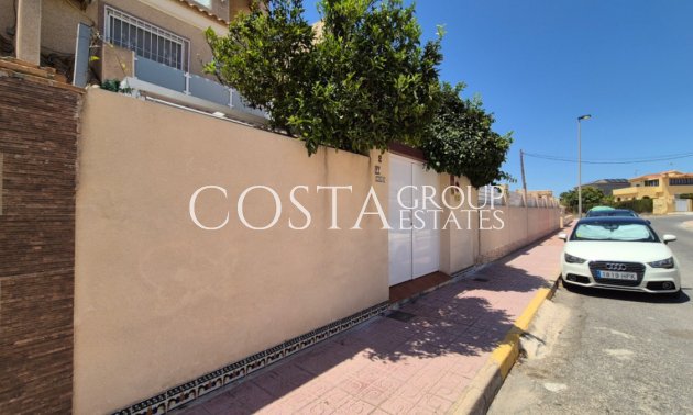 Odsprzedaż - Dom -
Torrevieja - Torrevieja Centro