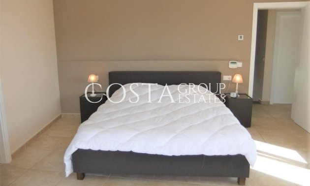 Odsprzedaż - Willa -
Calpe - Calpe Centro