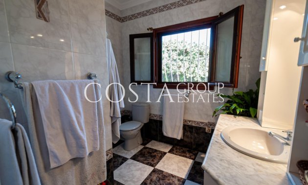 Odsprzedaż - Willa -
Calpe - Calpe Centro