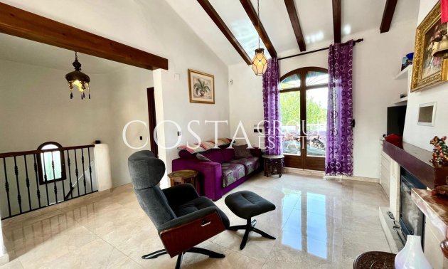 Herverkoop - Villa -
Orihuela - Villamartin