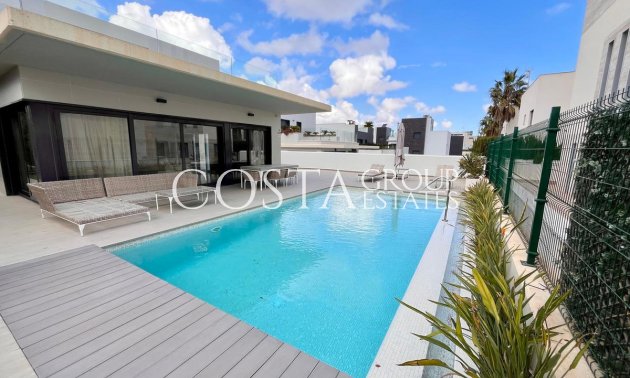 Resale - Villa -
Orihuela - Dehesa de Campoamor