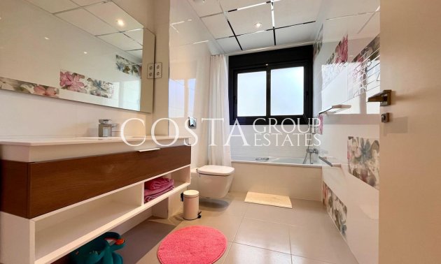 Resale - Villa -
Orihuela - Dehesa de Campoamor