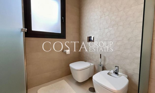 Resale - Villa -
Orihuela - Dehesa de Campoamor