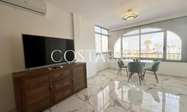 Revente - Apartments -
Orihuela - Villamartin