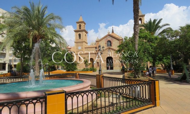 Nieuwbouw Woningen - Villa -
Torrevieja - Lago Jardin