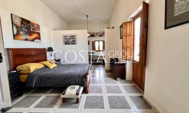 Odsprzedaż - Willa -
Dolores - Dolores Centro