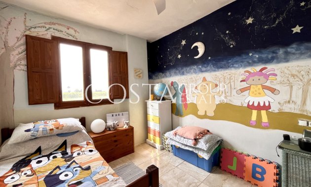 Odsprzedaż - Willa -
Dolores - Dolores Centro