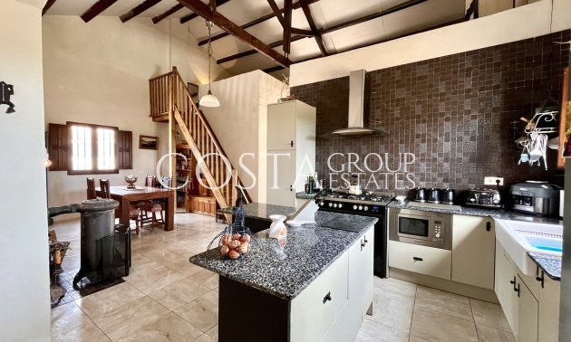 Odsprzedaż - Willa -
Dolores - Dolores Centro