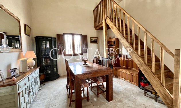 Odsprzedaż - Willa -
Dolores - Dolores Centro