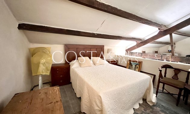 Odsprzedaż - Willa -
Dolores - Dolores Centro