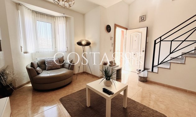 Odsprzedaż - Dom -
Orihuela - Cabo Roig