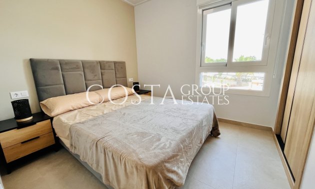 Herverkoop - Apartments -
Urbanización El Raso