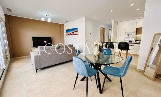 Herverkoop - Apartments -
Urbanización El Raso