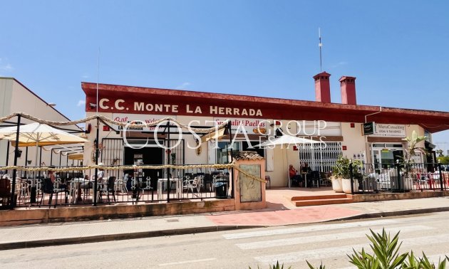 Wiederverkauf - Villa -
Torrevieja - Torrevieja Centro