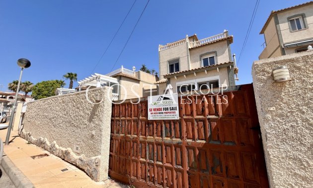 Odsprzedaż - Willa -
San Miguel de Salinas - San Miguel de Salinas Centro