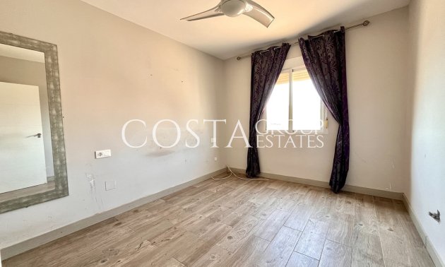 Odsprzedaż - Willa -
San Miguel de Salinas - San Miguel de Salinas Centro