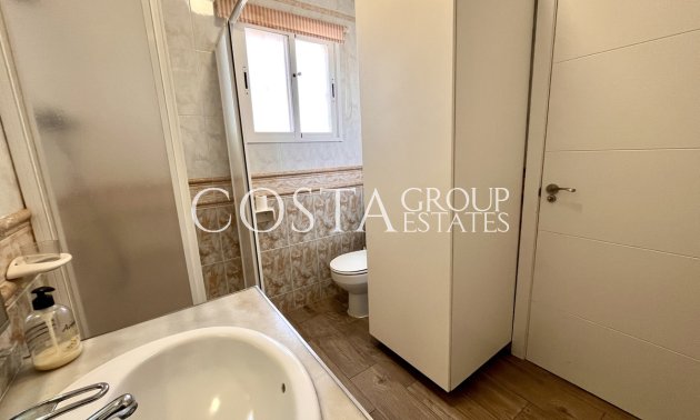 Odsprzedaż - Willa -
San Miguel de Salinas - San Miguel de Salinas Centro