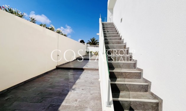 Resale - Villa -
Orihuela - Los Balcones