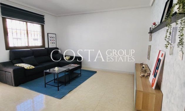 Resale - House -
San Miguel de Salinas - San Miguel de Salinas Centro