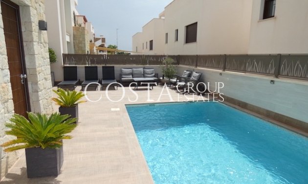 Resale - Villa -
Rojales - Ciudad Quesada