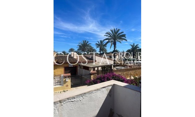 Herverkoop - Villa -
Orihuela - Punta Prima