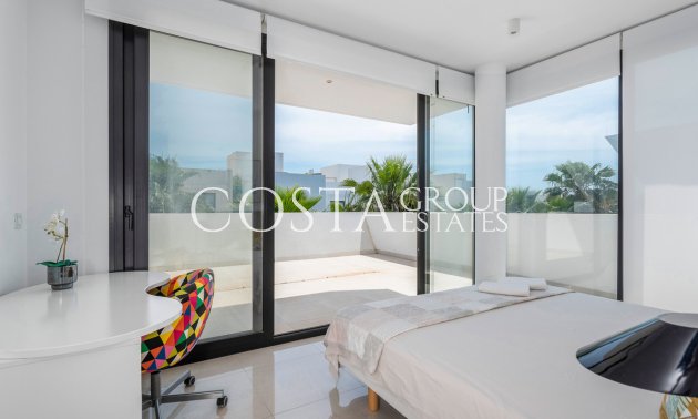 Resale - Villa -
Rojales - Ciudad Quesada