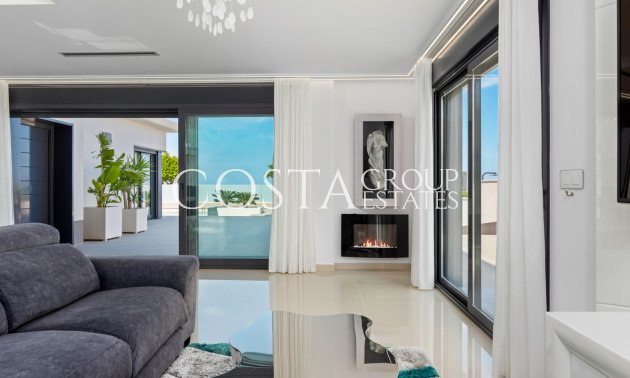 Resale - Villa -
San Miguel de Salinas - San Miguel de Salinas Centro