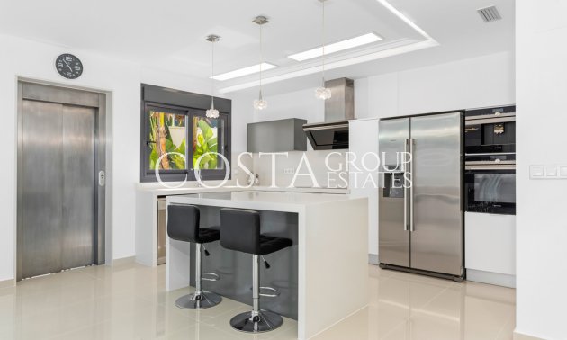 Resale - Villa -
San Miguel de Salinas - San Miguel de Salinas Centro