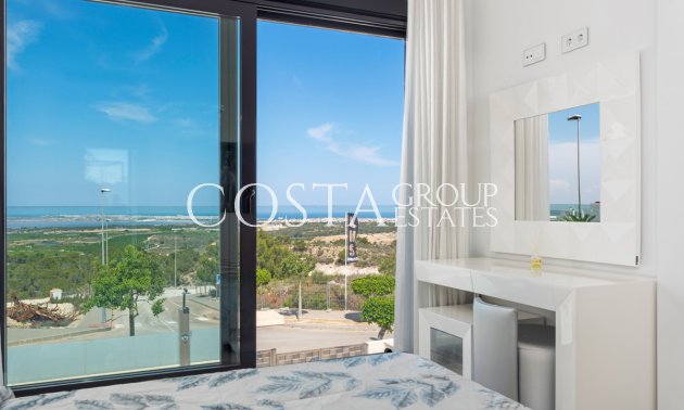 Resale - Villa -
San Miguel de Salinas - San Miguel de Salinas Centro