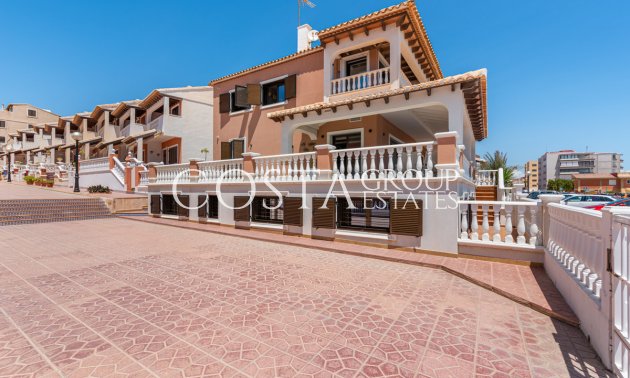 Resale - House -
Guardamar del Segura - Guardamar del Segura Centro