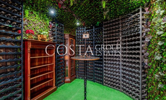 Resale - House -
Torrevieja - Torrevieja Centro