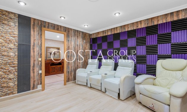 Resale - House -
Torrevieja - Torrevieja Centro