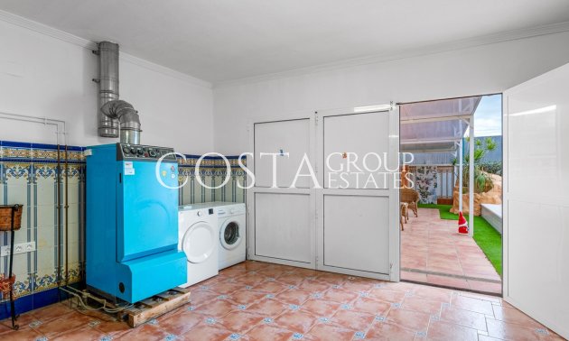 Resale - House -
Torrevieja - Torrevieja Centro