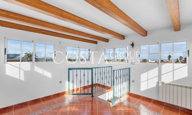 Resale - House -
Torrevieja - Torrevieja Centro