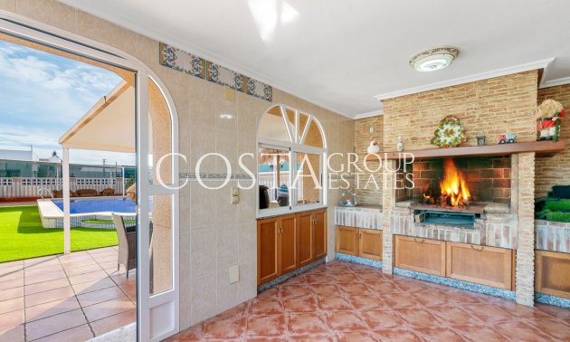 Resale - House -
Torrevieja - Torrevieja Centro