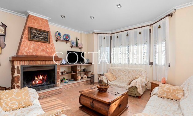 Wiederverkauf - Villa -
Beniel - Beniel Centro