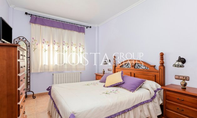 Wiederverkauf - Villa -
Beniel - Beniel Centro