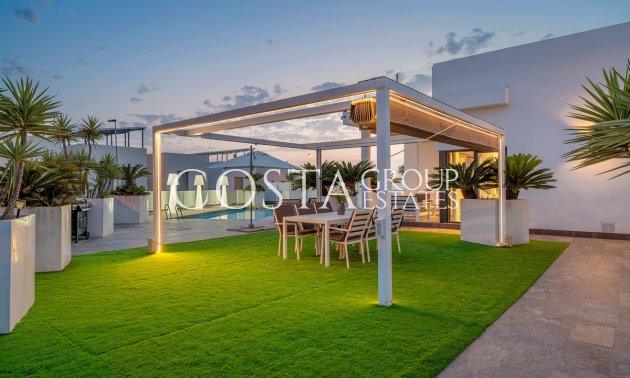 Herverkoop - Villa -
Orihuela - Villamartin