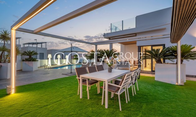 Herverkoop - Villa -
Orihuela - Villamartin