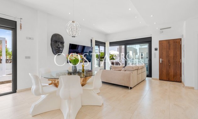 Herverkoop - Villa -
Orihuela - Villamartin