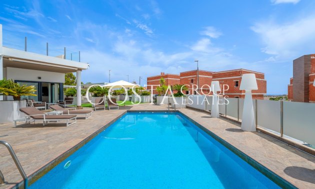 Herverkoop - Villa -
Orihuela - Villamartin