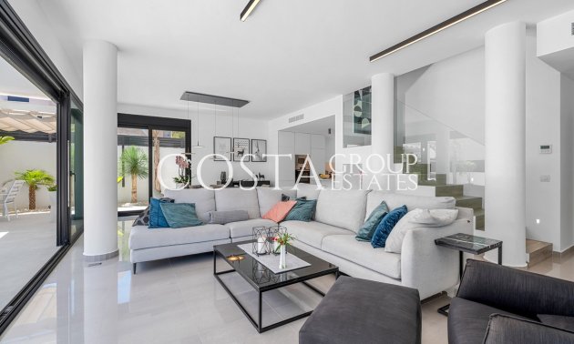 Herverkoop - Villa -
Guardamar del Segura - Guardamar del Segura Centro