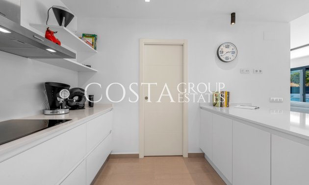 Herverkoop - Villa -
Guardamar del Segura - Guardamar del Segura Centro