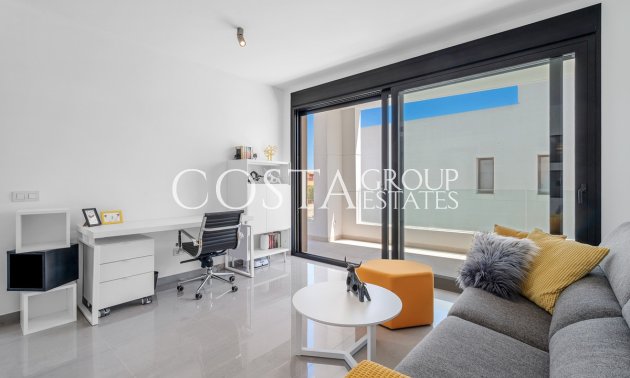 Herverkoop - Villa -
Guardamar del Segura - Guardamar del Segura Centro