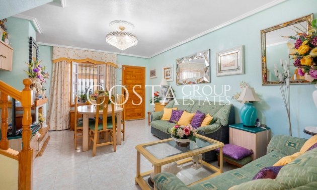 Revente - Villa -
Torrevieja - Torrevieja Centro